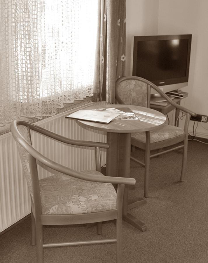 Hotel Neetzer Hof Стая снимка